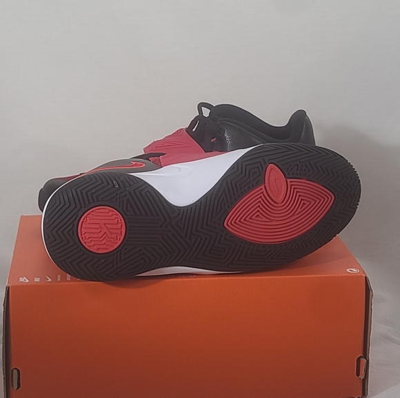 Kyrie fly trap 3 GS red - Picture 7 of 8